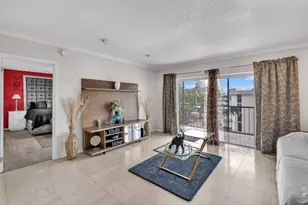 6361 N Falls Cir Dr, Lauderhill, FL 33319 - Photo 12