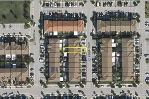 10490 W 33rd Way, Hialeah, FL 33018 - Photo 18