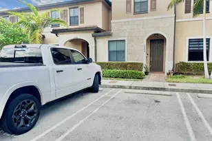10490 W 33rd Way, Hialeah, FL 33018 - Photo 22