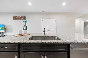 9526 SW Libertas Wy, Port Saint Lucie, FL 34987 - Photo 8