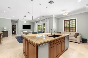 633 NE 20th St, Wilton Manors, FL 33305 - Photo 22