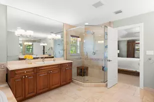 633 NE 20th St, Wilton Manors, FL 33305 - Photo 38