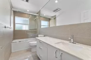 831 Dover St, Boca Raton, FL 33487 - Photo 50
