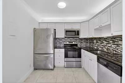506 E Capri Road #506, Delray Beach, FL 33484 - Photo 12