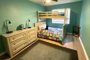72 Fairway Ln, Royal Palm Beach, FL 33411 - Photo 8