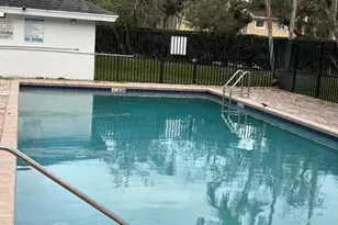 72 Fairway Ln, Royal Palm Beach, FL 33411 - Photo 16