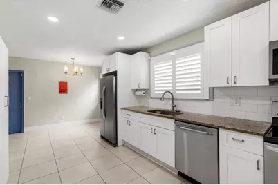 227 N M Street, Lake Worth Beach, FL 33460 - Photo 10