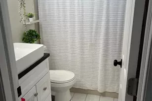 1061 NW 45th St, Pompano Beach, FL 33064 - Photo 8