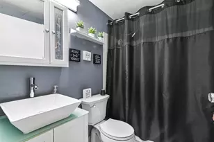 8441 Forest Hills Dr, Coral Springs, FL 33065 - Photo 10