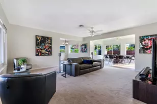 1777 NE 46th St, Oakland Park, FL 33334 - Photo 6