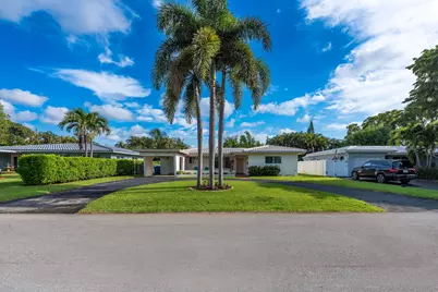 1777 NE 46th Street, Oakland Park, FL 33334 - Photo 2