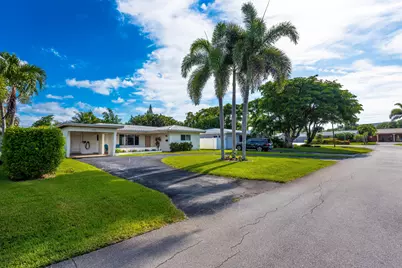 1777 NE 46th Street, Oakland Park, FL 33334 - Photo 1
