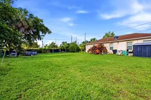 823 Doctor Martin Luther King Junior Blvd, Pompano Beach, FL 33060 - Photo 4