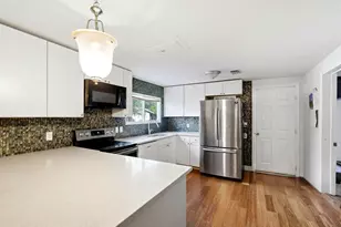 823 Doctor Martin Luther King Junior Blvd, Pompano Beach, FL 33060 - Photo 8