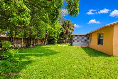 10304 Pippin Lane, Royal Palm Beach, FL 33411 - Photo 30