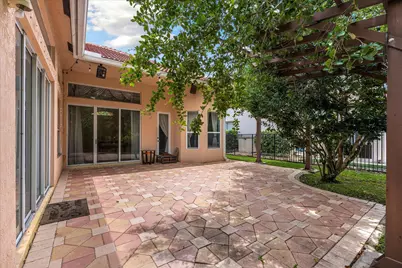7140 Pinecreek Way, Coconut Creek, FL 33073 - Photo 10