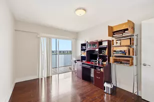 1401 SW 134th Way, Pembroke Pines, FL 33027 - Photo 18
