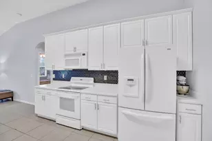 240 SW Champagne Ct Ct SW, Vero Beach, FL 32968 - Photo 12