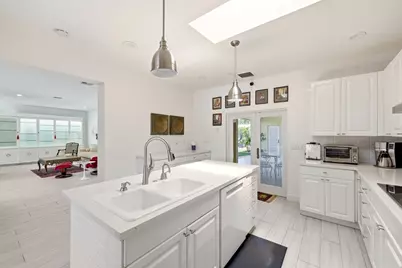 504 Bay Road, North Palm Beach, FL 33408 - Photo 4