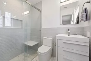 504 Bay Rd, North Palm Beach, FL 33408 - Photo 12