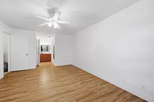 301 Lakewood Dr, Jupiter, FL 33458 - Photo 14