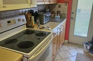 1045 SE 15th St, Fort Lauderdale, FL 33316 - Photo 8