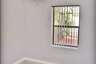 3935 Village Dr, Delray Beach, FL 33445 - Photo 6