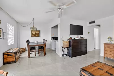 4024 Guildford E #4024, Boca Raton, FL 33434 - Photo 4
