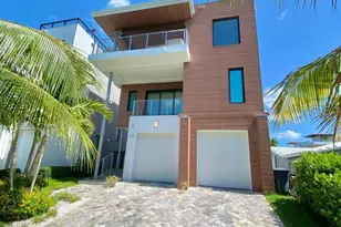 348 Balboa St, Hollywood, FL 33019 - Photo 56