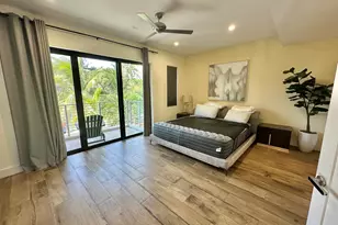 348 Balboa St, Hollywood, FL 33019 - Photo 14