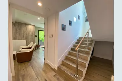348 Balboa Street, Hollywood, FL 33019 - Photo 8