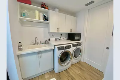 348 Balboa Street, Hollywood, FL 33019 - Photo 12