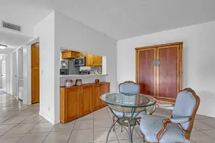 3630 Alder Dr, West Palm Beach, FL 33417 - Photo 10
