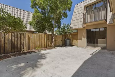 5701 57th Way, West Palm Beach, FL 33409 - Photo 6