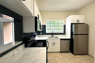 641 Cypress Lake Blvd, Pompano Beach, FL 33064 - Photo 10
