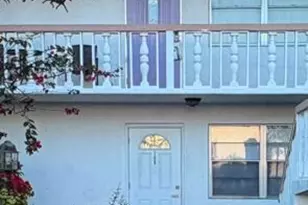 145 Northampton, West Palm Beach, FL 33417 - Photo 2