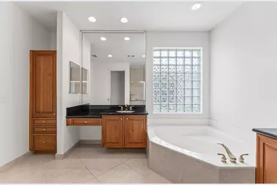 13215 Alhambra Lake Circle, Delray Beach, FL 33446 - Photo 20