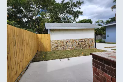 953 NE 34th Street, Oakland Park, FL 33334 - Photo 4