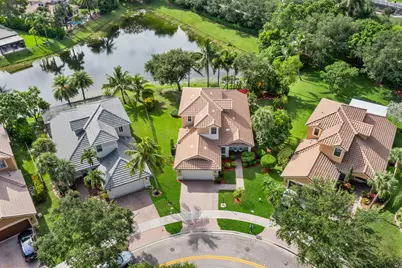 6152 NW 108th Way, Parkland, FL 33076 - Photo 2