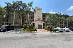 900 SW 142nd Ave, Pembroke Pines, FL 33027 - Photo 1