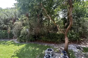 900 SW 142nd Ave, Pembroke Pines, FL 33027 - Photo 36