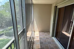 900 SW 142nd Ave, Pembroke Pines, FL 33027 - Photo 32
