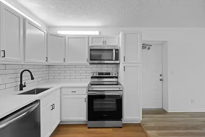 1113 Green Pine Boulevard #C2, West Palm Beach, FL 33409 - Photo 12