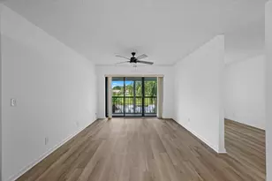 1113 Green Pine Blvd, West Palm Beach, FL 33409 - Photo 4