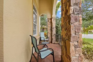 10099 SW Duccio Ln, Port Saint Lucie, FL 34986 - Photo 4