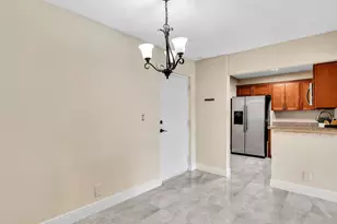 470 NW 20th St, Boca Raton, FL 33431 - Photo 4
