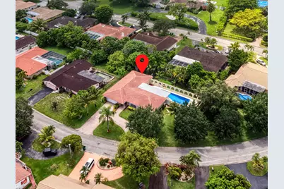 3860 NW 100th Avenue, Coral Springs, FL 33065 - Photo 2