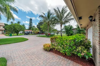 3860 NW 100th Avenue, Coral Springs, FL 33065 - Photo 30