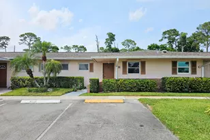 2521 Dudley Dr W, West Palm Beach, FL 33415 - Photo 2