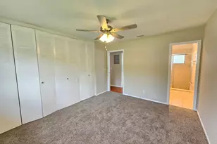 2521 Dudley Dr W, West Palm Beach, FL 33415 - Photo 16